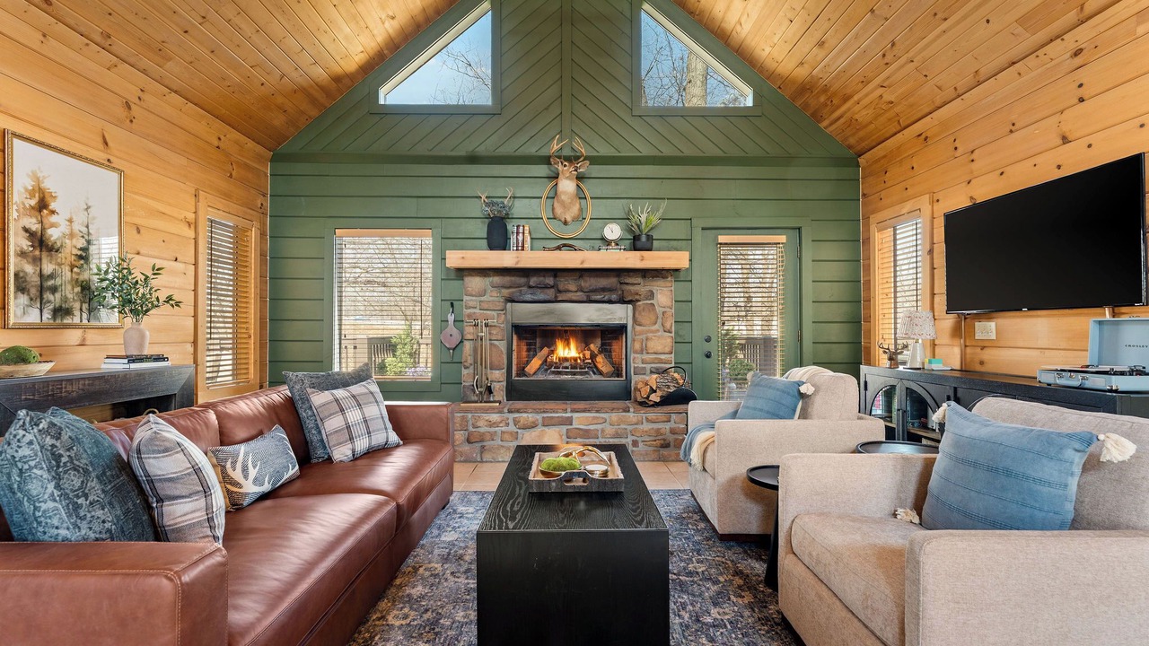 Photo of Bedroom in Branson Cedars