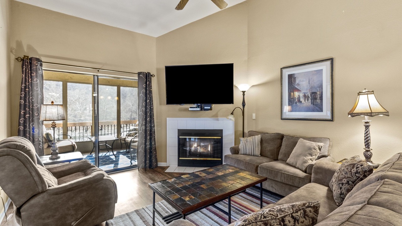 Photo of Livingroom in Table Rock
