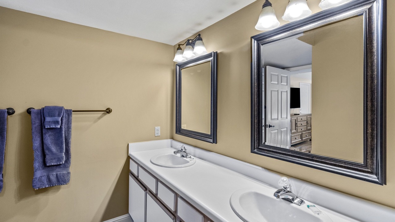 Photo of Bathroom in Table Rock