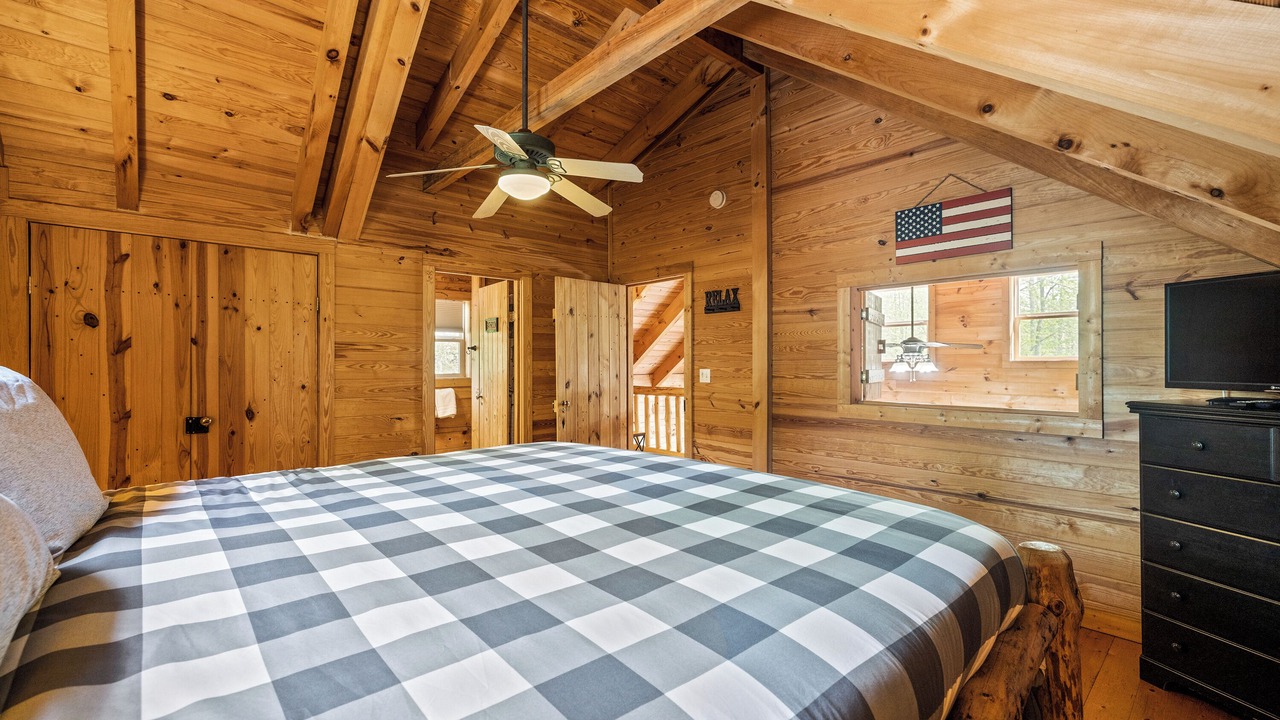 Photo of Bedroom in Knoxville
