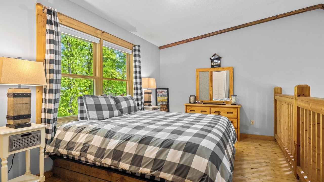 Photo of Bedroom in Knoxville