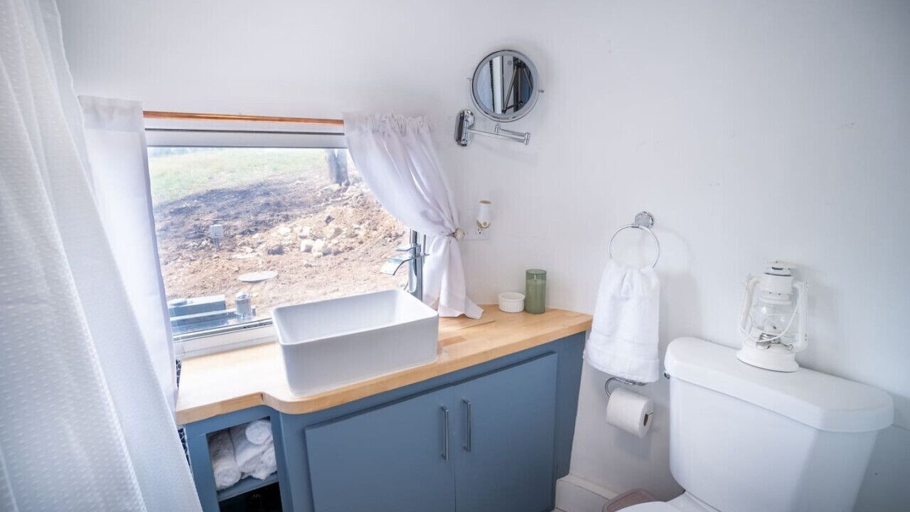 Photo of Bathroom in Walnut Shade