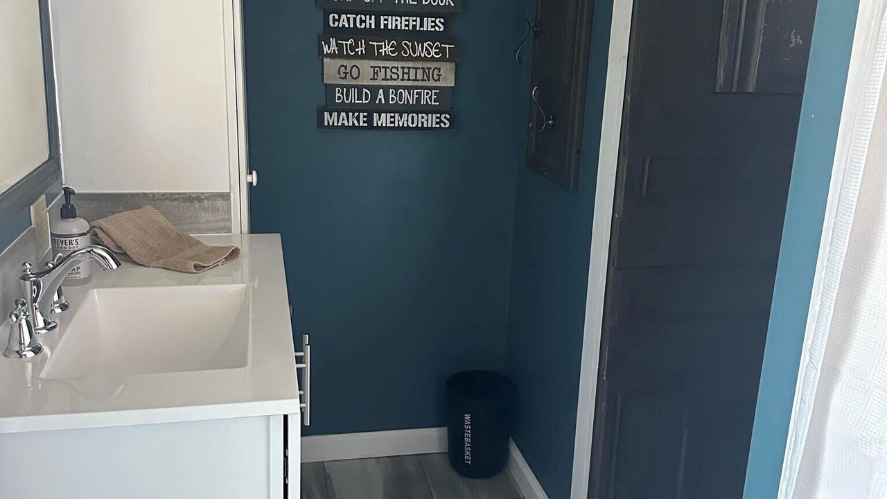 Photo of Bathroom in Shell Knob