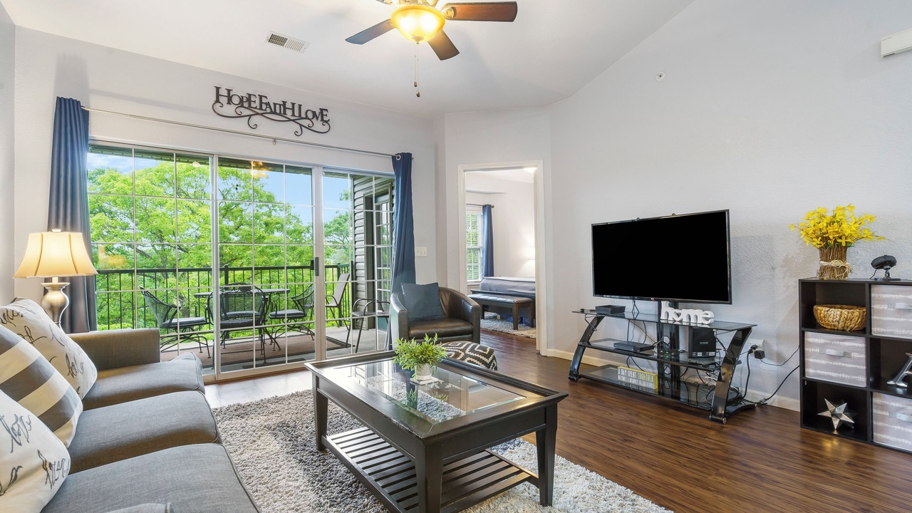 Photo of Bedroom in Branson