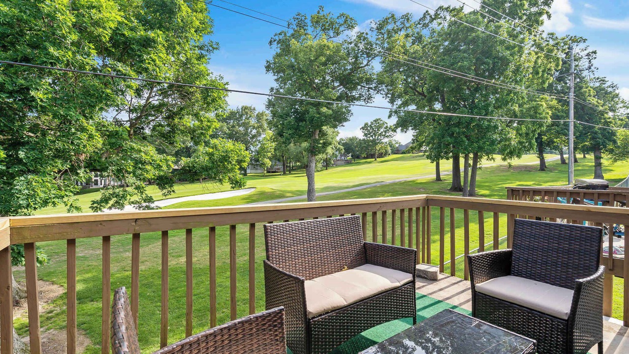 Photo of Patio Balcony in Table Rock