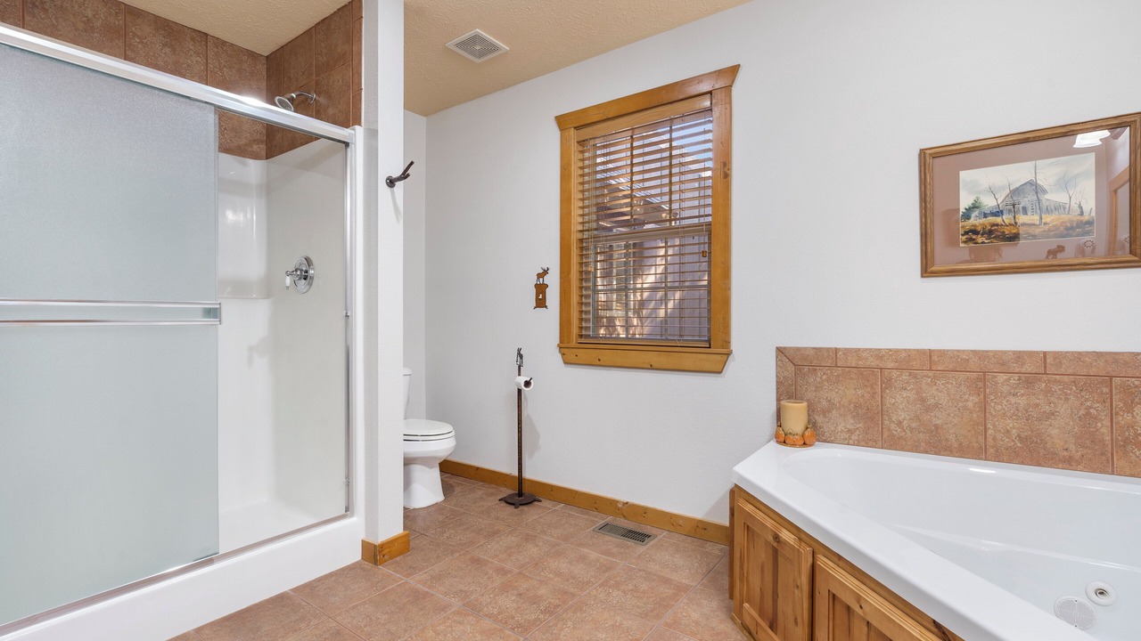 Photo of Bathroom in Reeds Spring