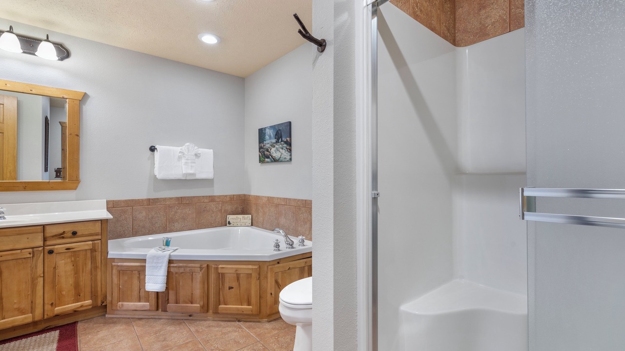Photo of Bathroom in Reeds Spring