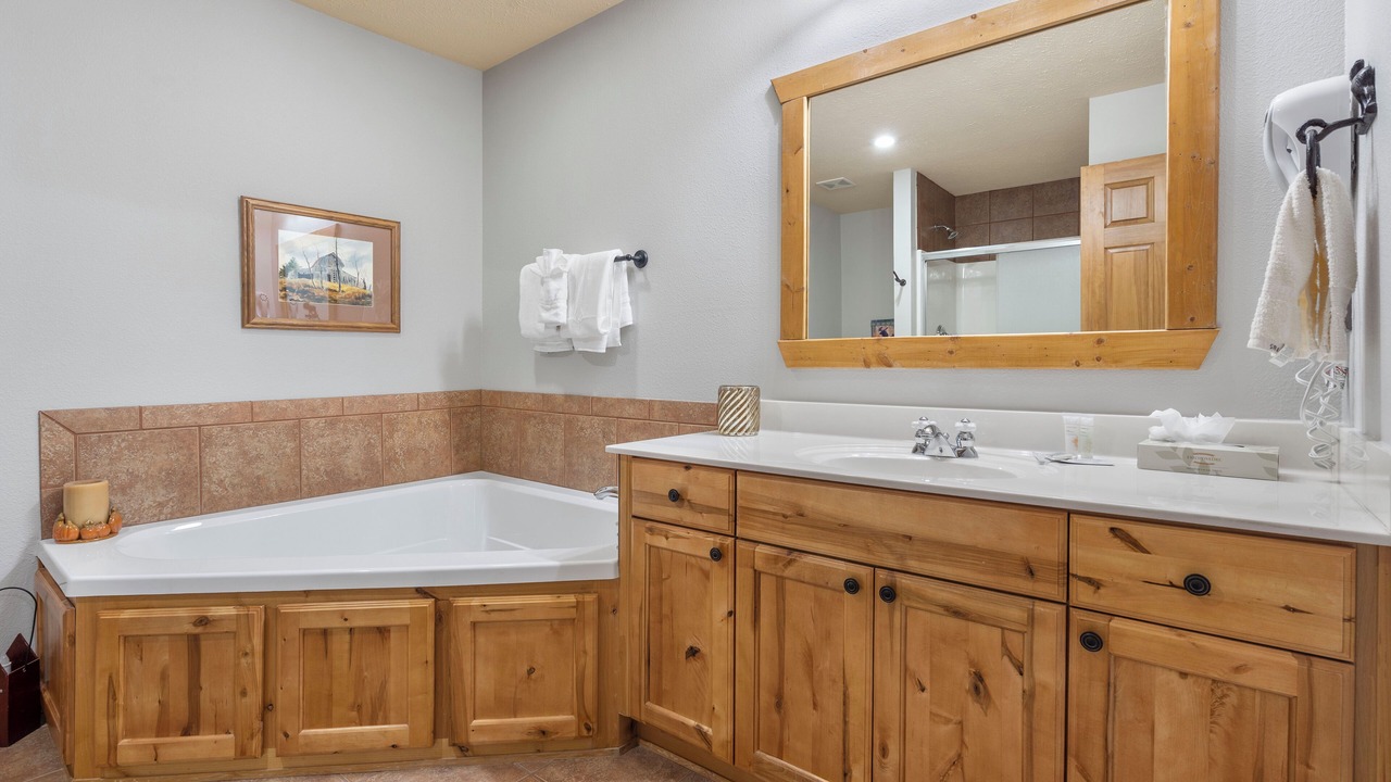 Photo of Bathroom in Reeds Spring