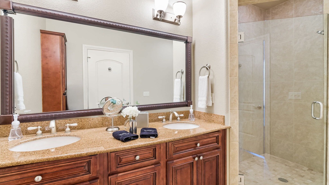 Photo of Bathroom in Branson
