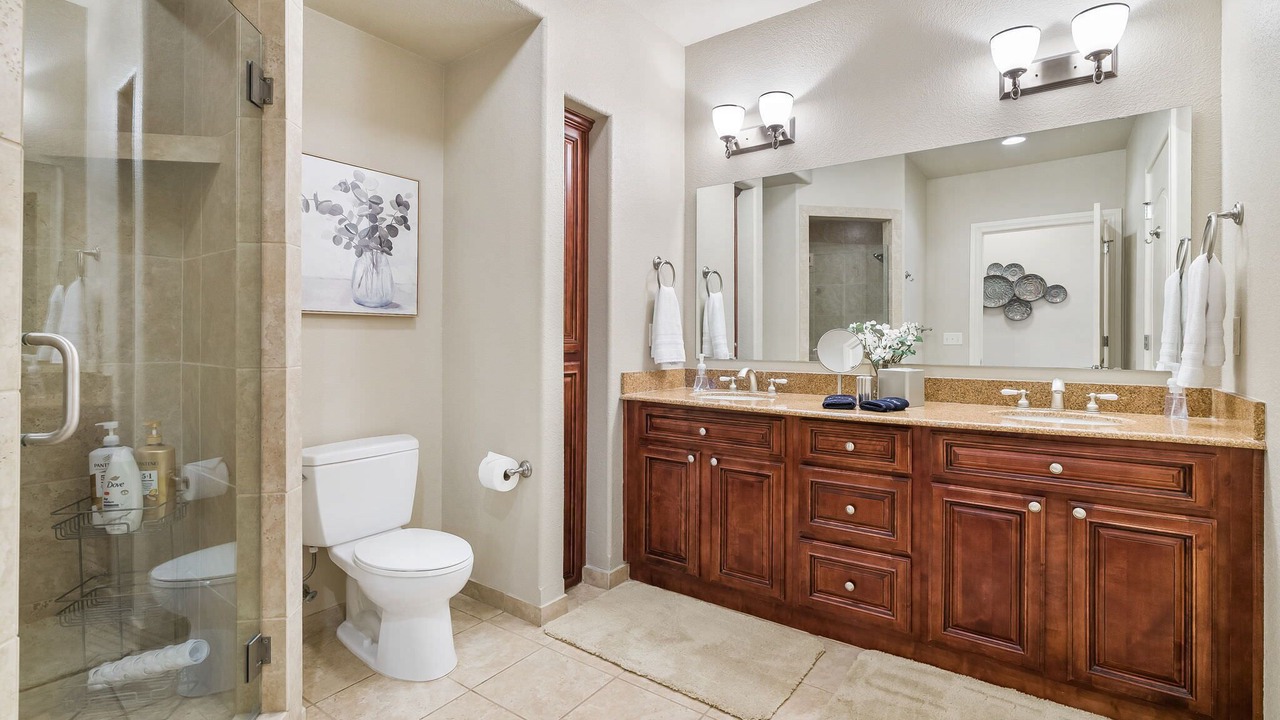 Photo of Bathroom in Branson