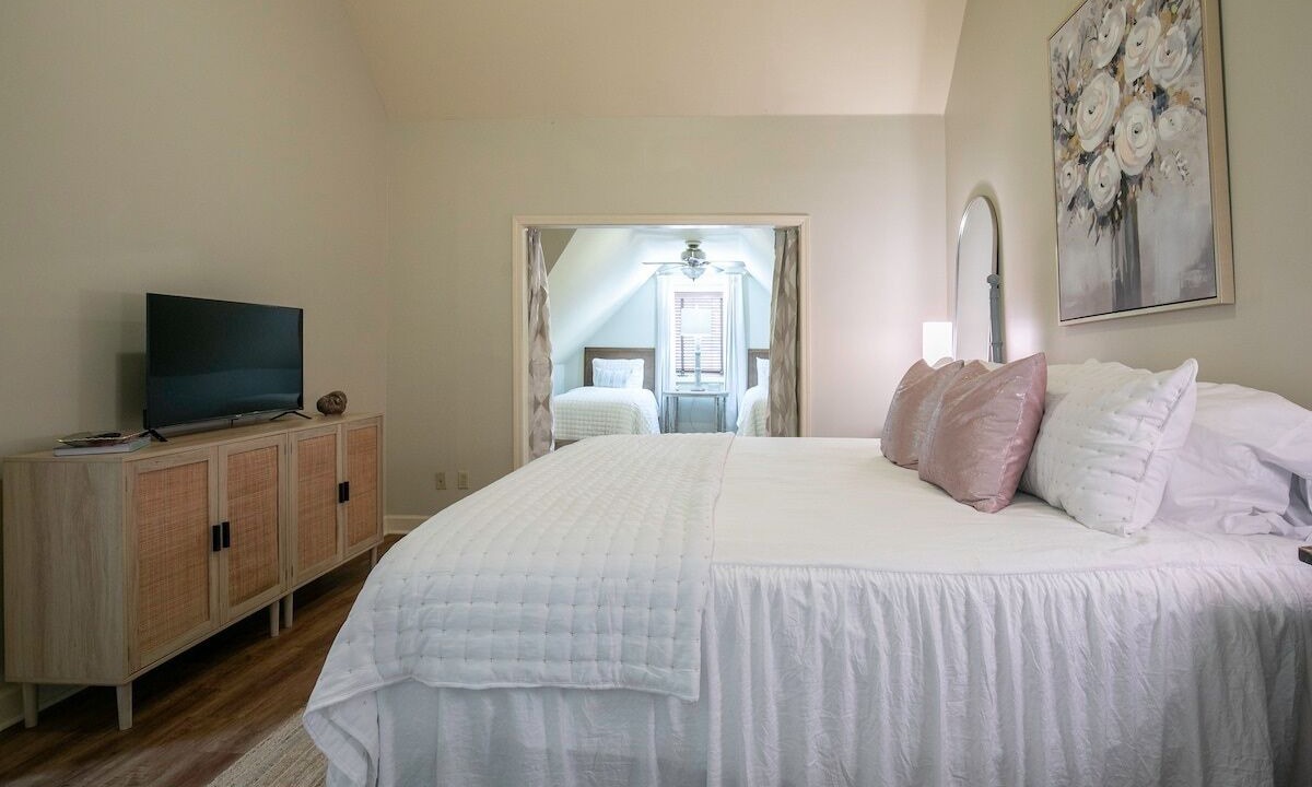 Photo of Bedroom in Oxford