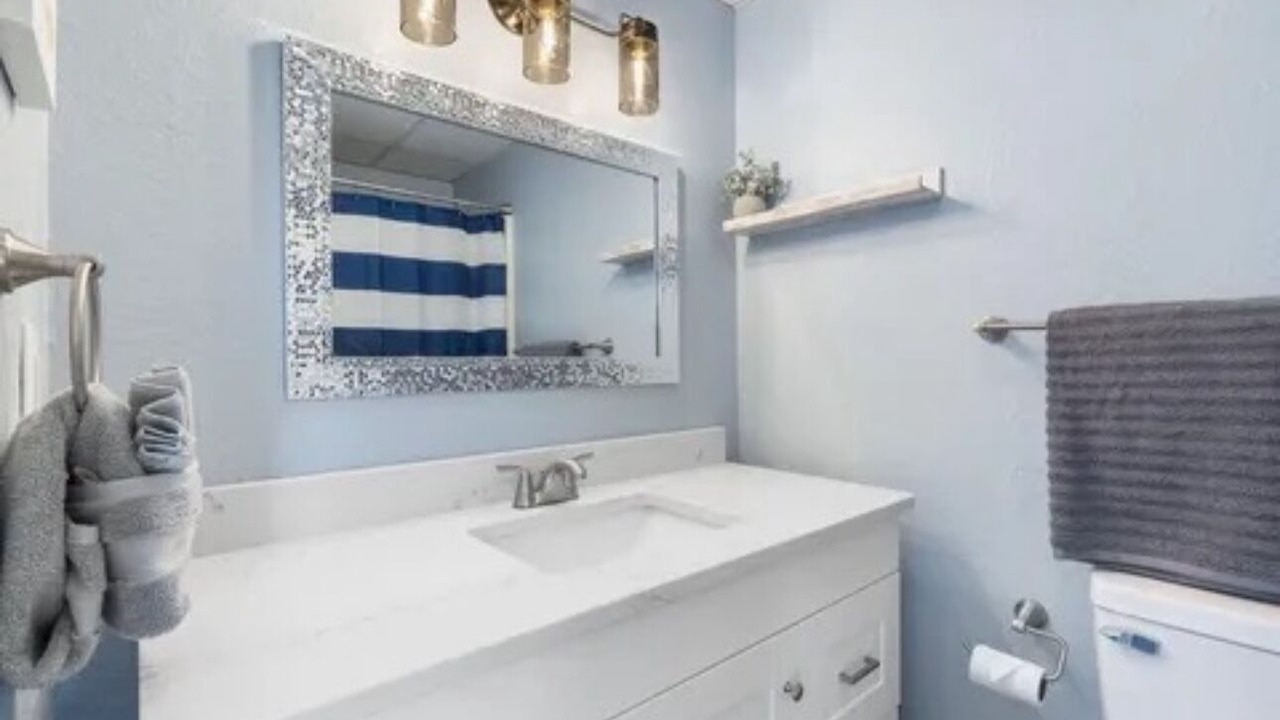 Photo of Bathroom in Kimberling City
