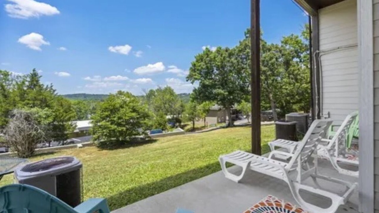 Photo of Patio Balcony in Kimberling City