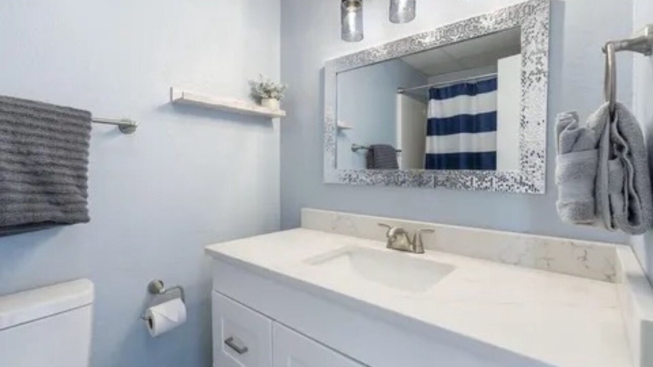 Photo of Bathroom in Kimberling City