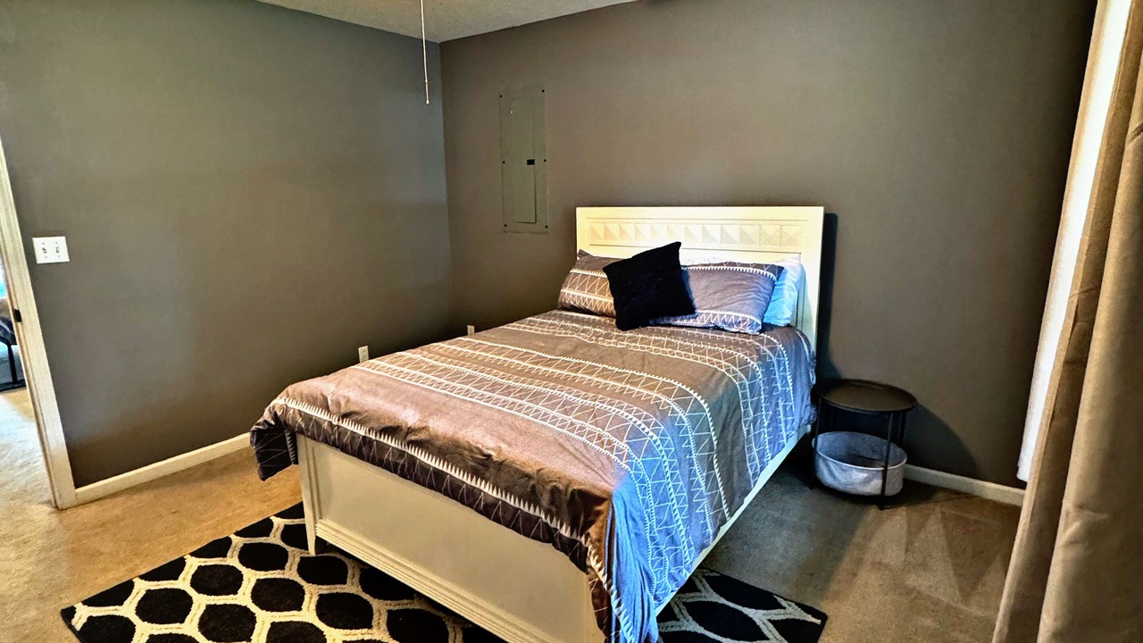 Photo of Bedroom in Mountain View