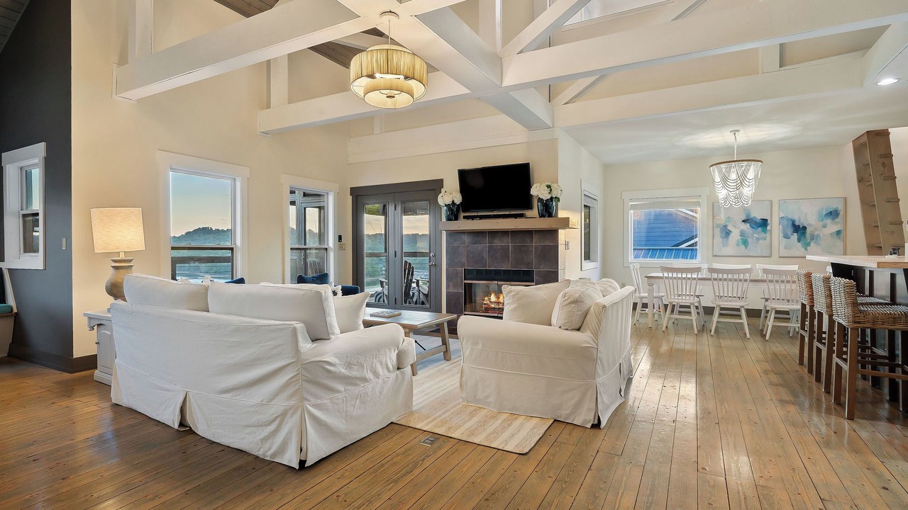 Photo of Livingroom in Smithville