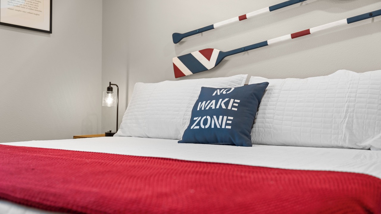 Photo of Bedroom in Lampe