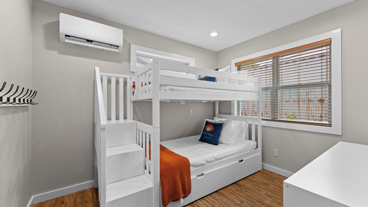 Photo of Bedroom in Lampe
