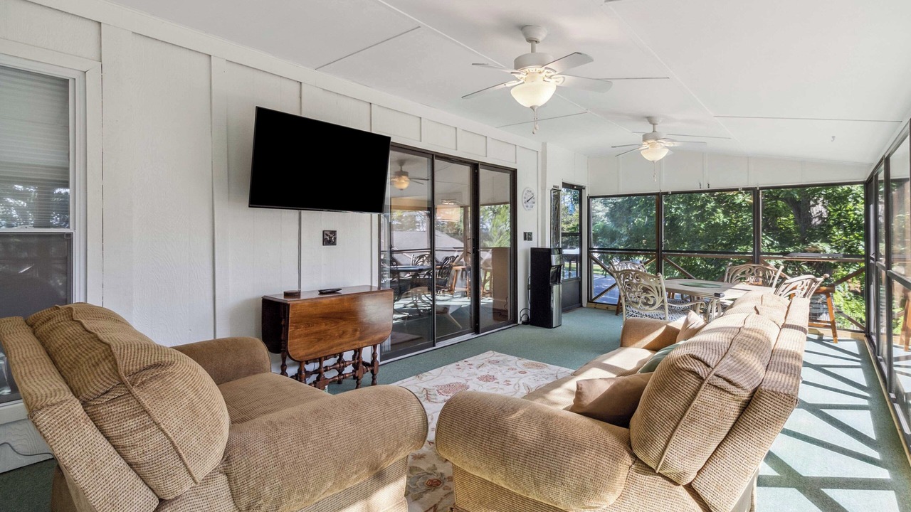 Photo of Livingroom in Bronston