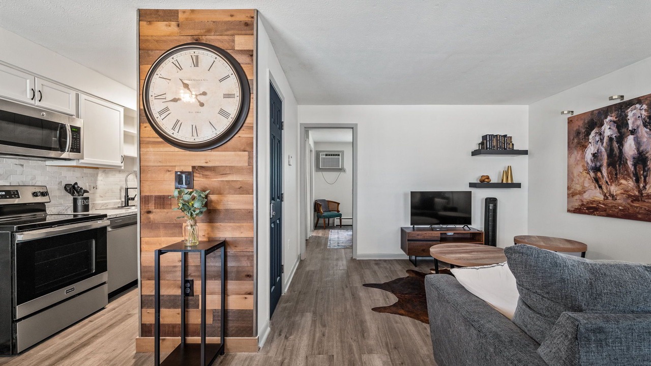Photo of Livingroom in Beechmont