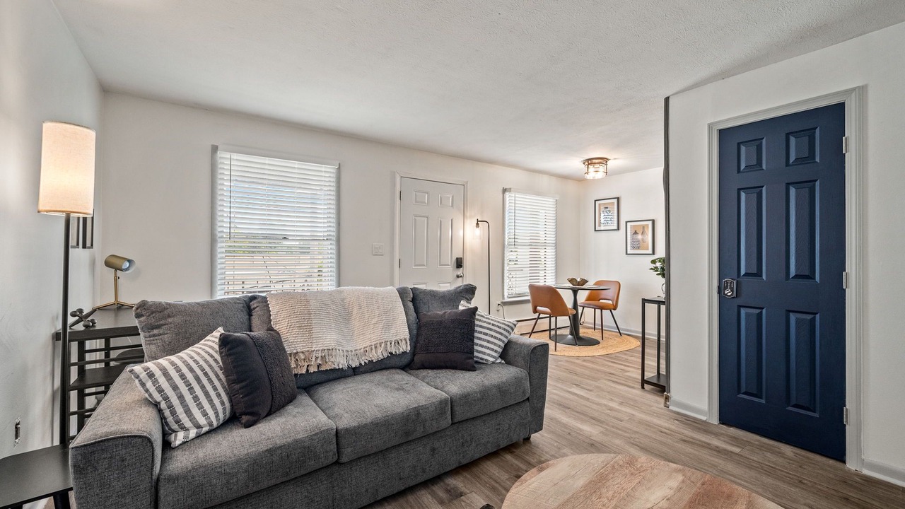 Photo of Livingroom in Beechmont