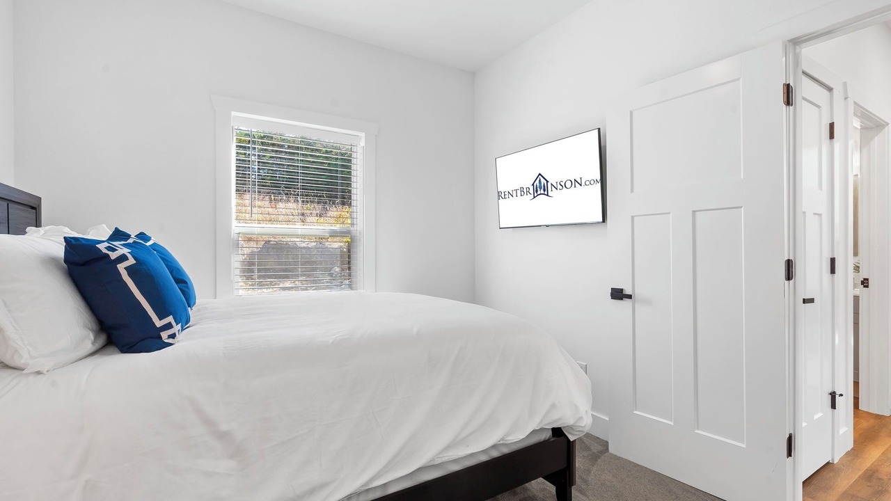 Photo of Bedroom in Table Rock