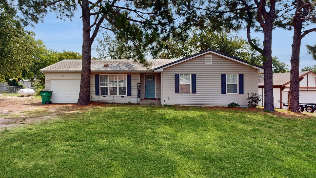 Photo of Outdoor in Checotah