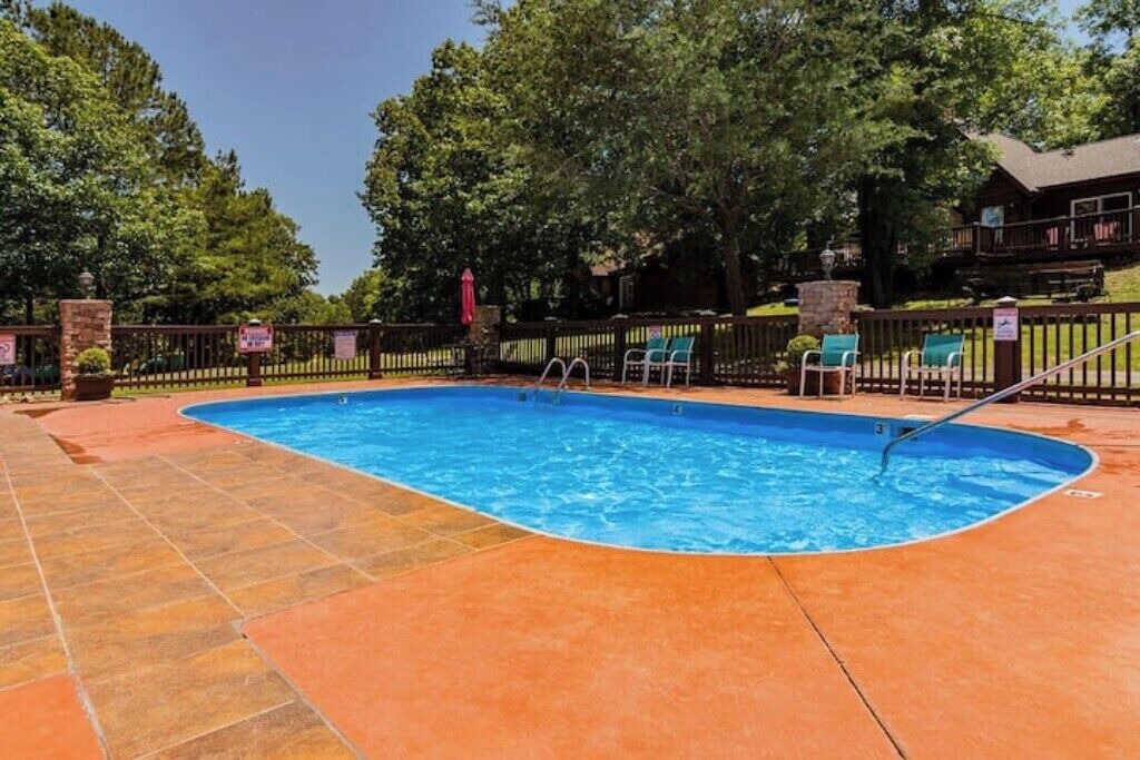 Photo of Outdoor in Branson Cedars