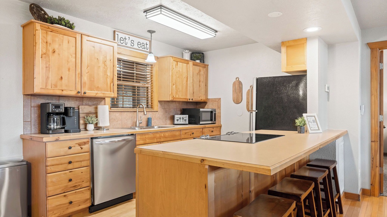 Photo of Kitchen in Reeds Spring