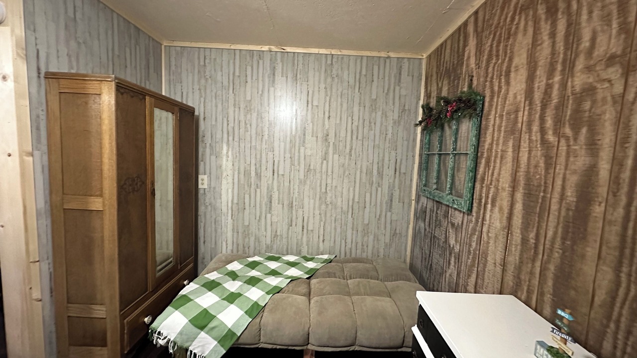 Photo of Bedroom in Lupton City