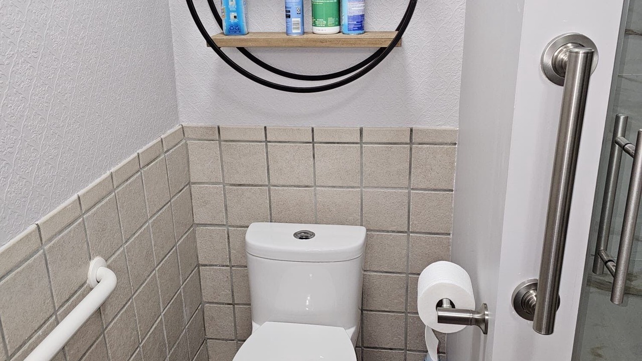 Photo of Bathroom in Mount Mourne