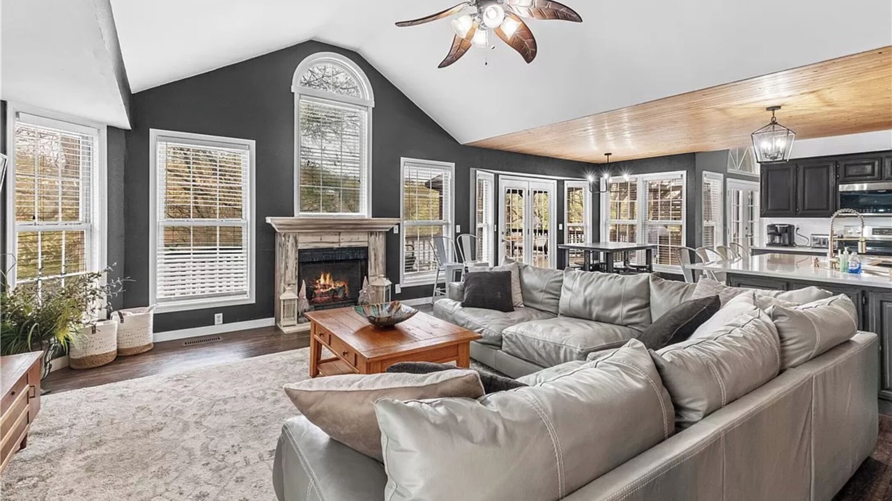 Photo of Livingroom in Bella Vista