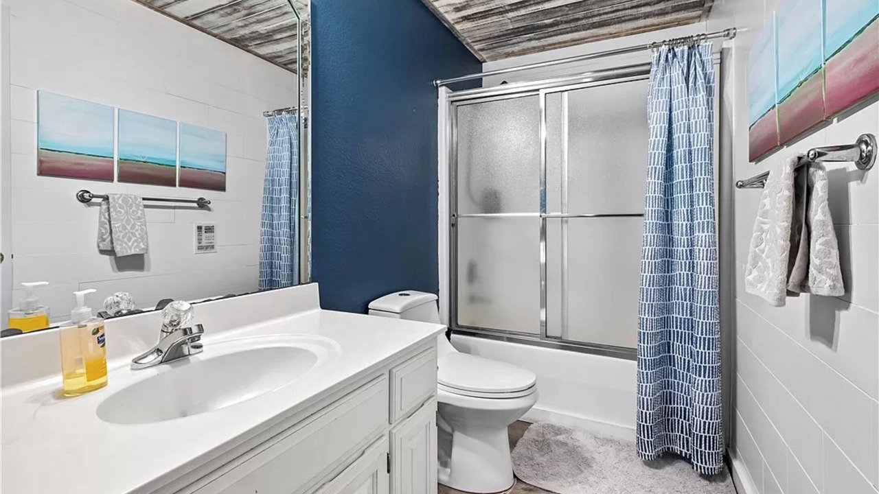 Photo of Bathroom in Bella Vista