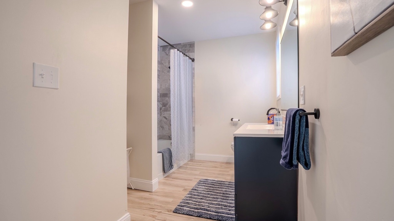 Photo of Bathroom in Shelby Park
