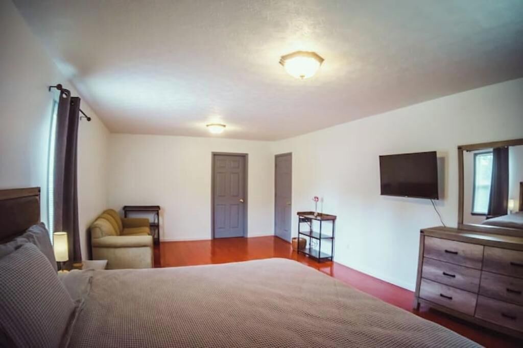 Photo of Bedroom in Rogers