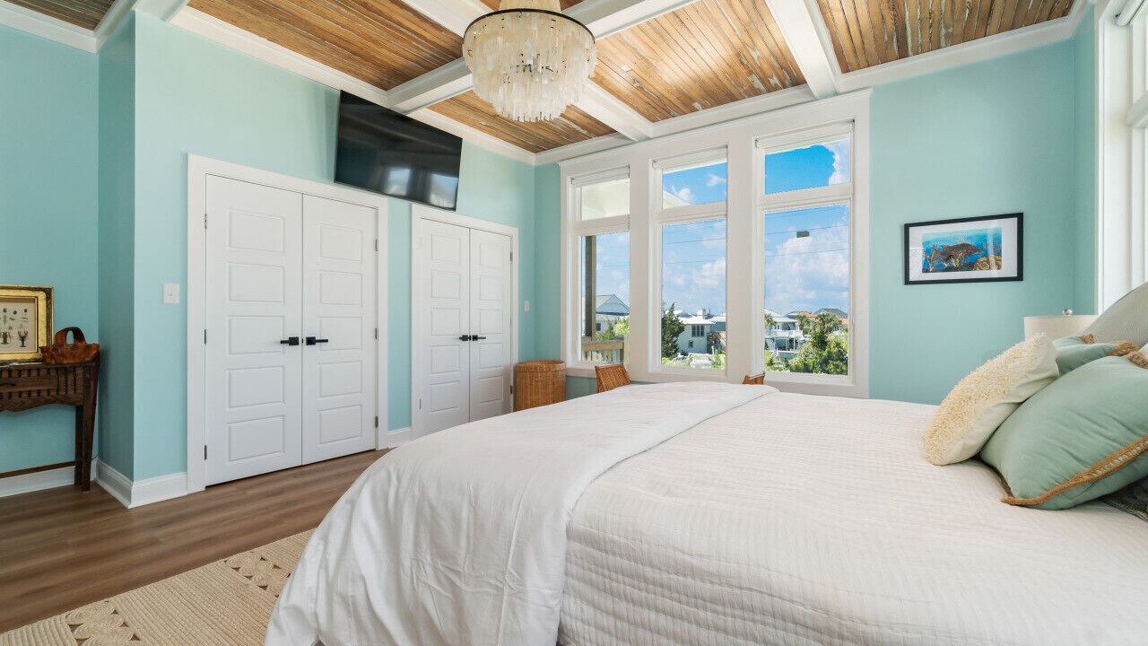 Photo of Bedroom in Atlantic Beach