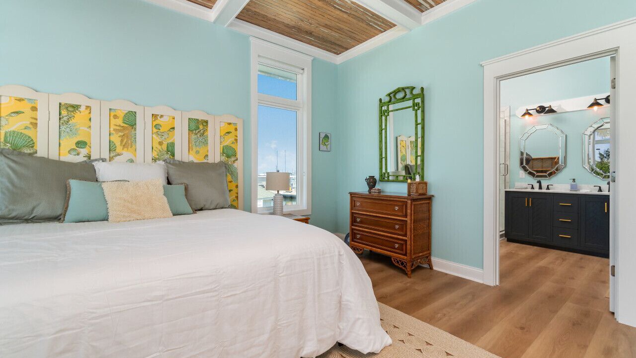 Photo of Bedroom in Atlantic Beach