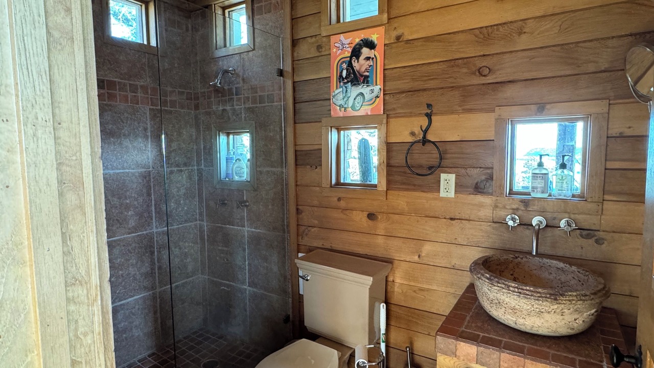 Photo of Bathroom in Russellville