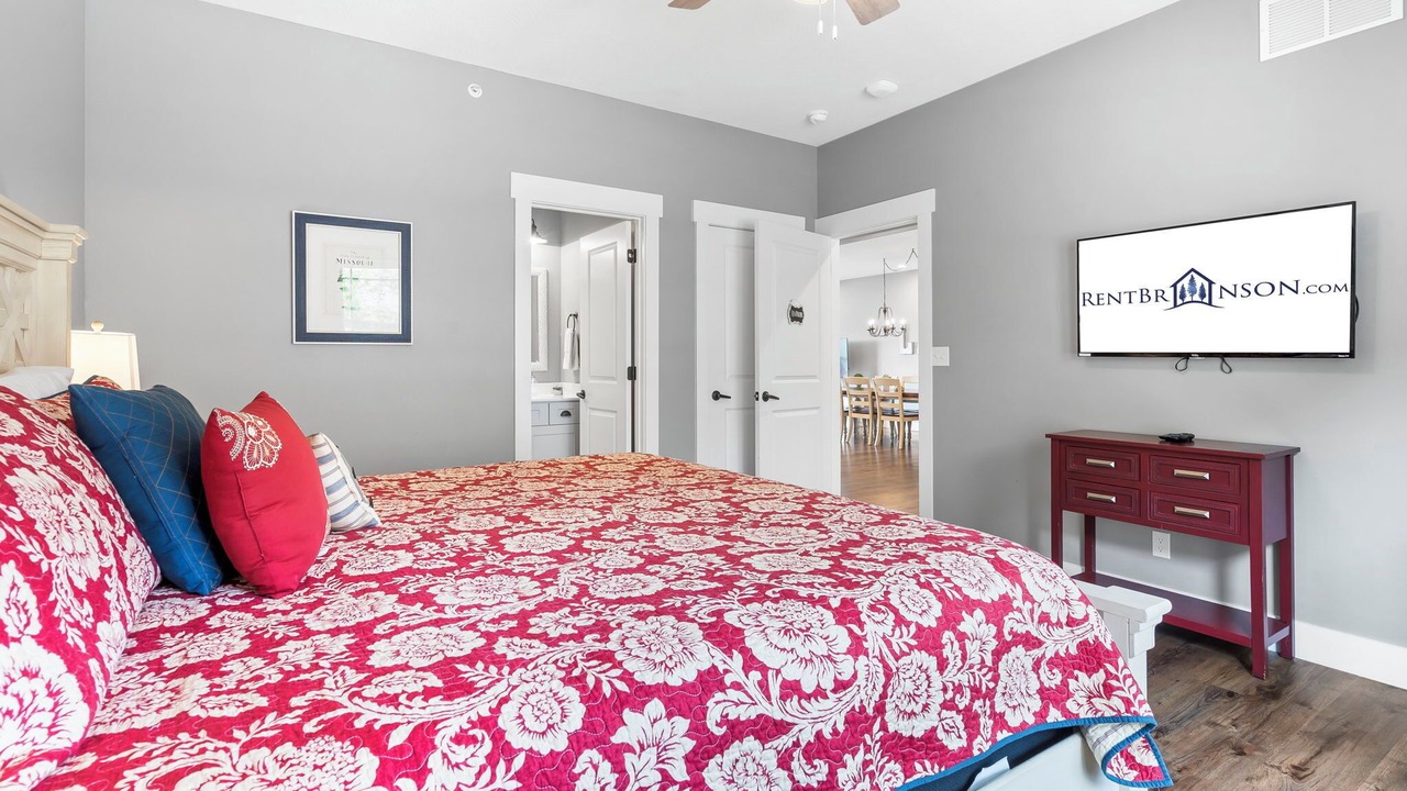 Photo of Bedroom in Table Rock