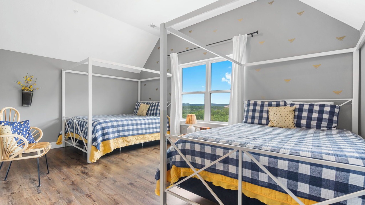 Photo of Bedroom in Table Rock