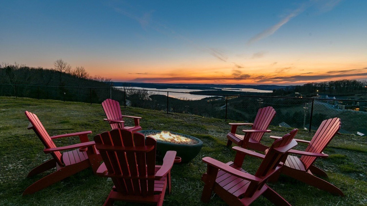 Photo of Patio Balcony in Table Rock
