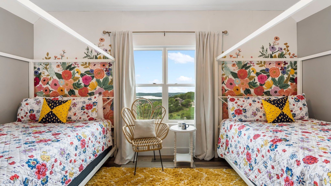 Photo of Bedroom in Table Rock