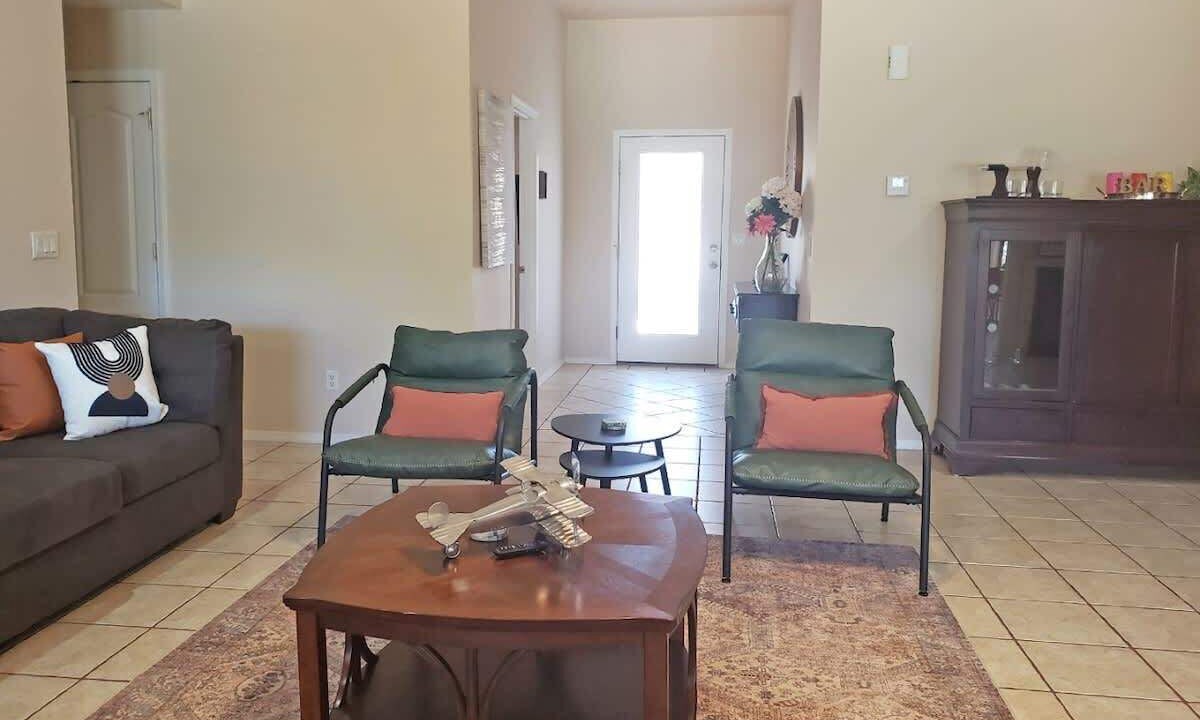 Photo of Livingroom in Alamogordo