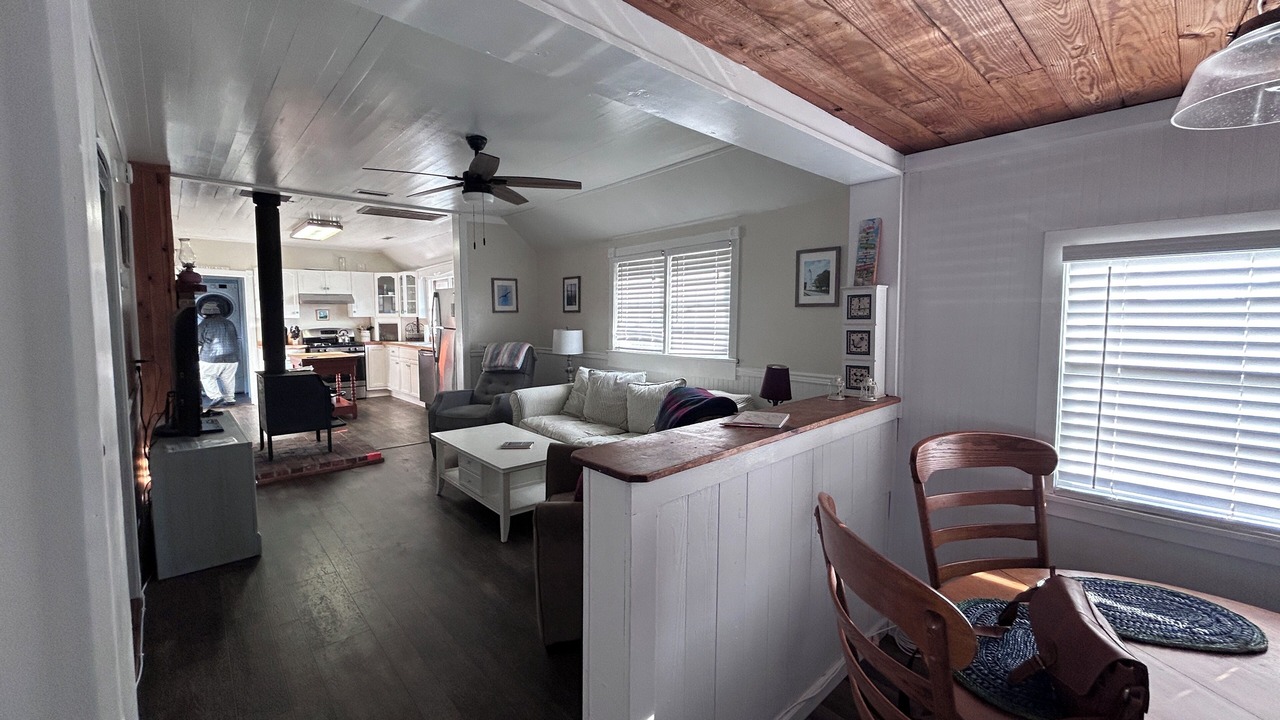 Photo of Others in Hatteras