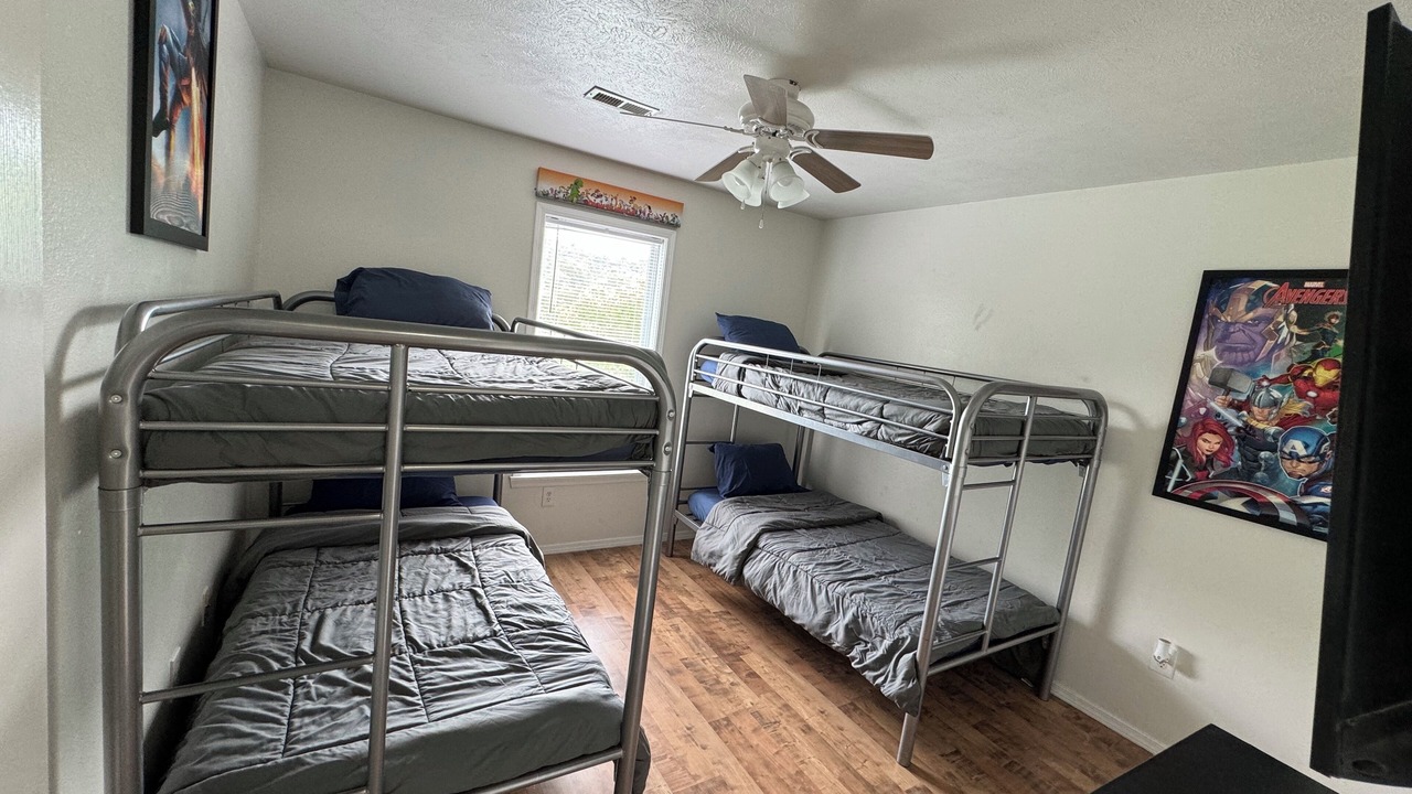 Photo of Bedroom in Branson Theater District