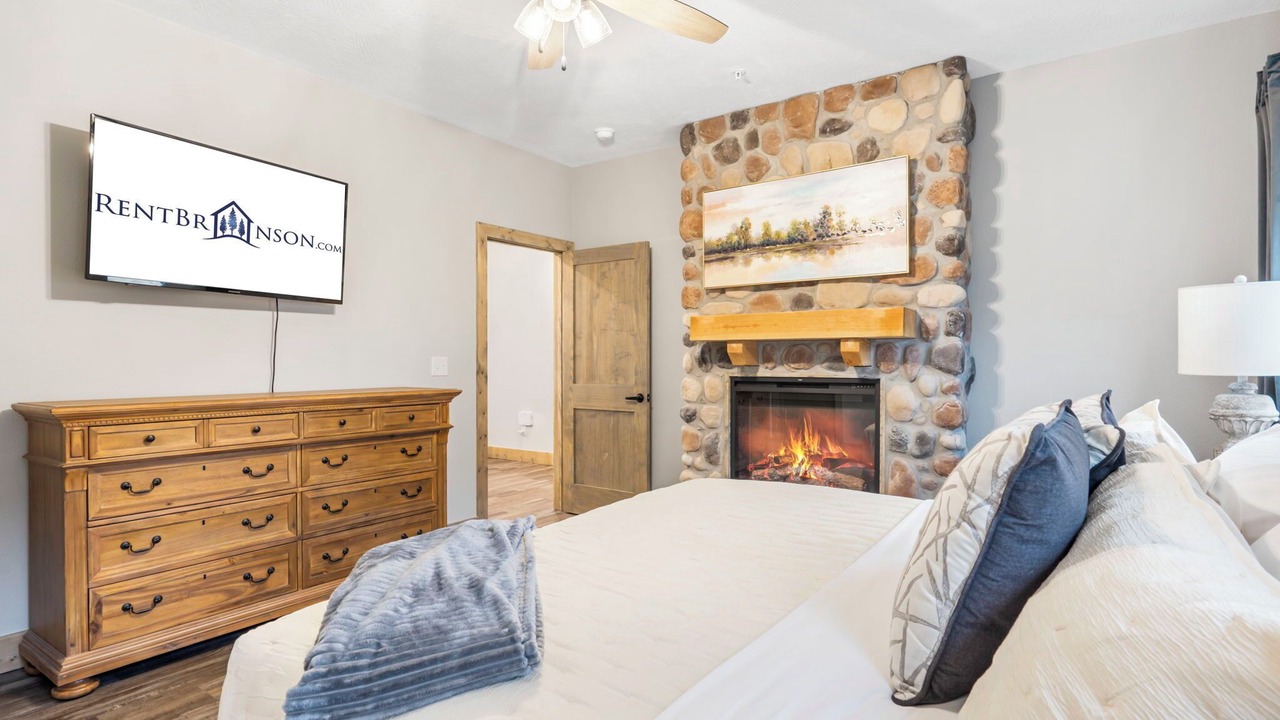 Photo of Bedroom in Table Rock