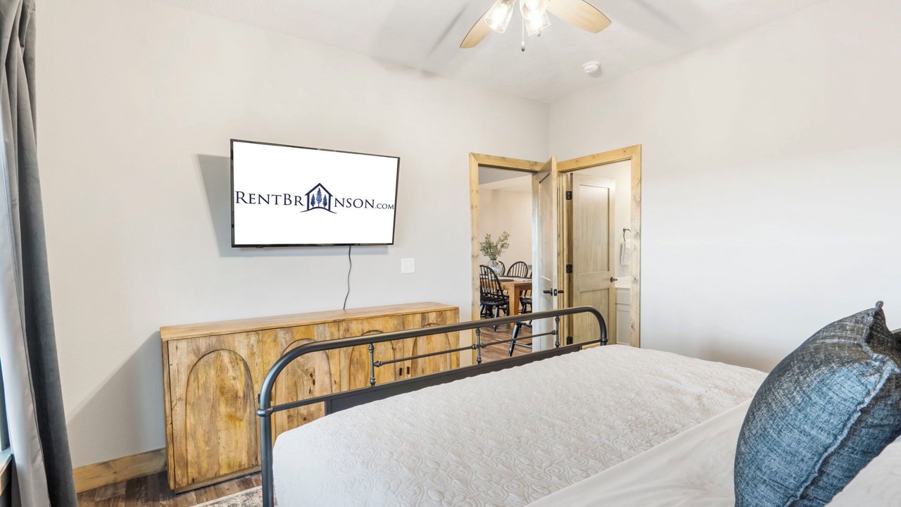 Photo of Bedroom in Table Rock