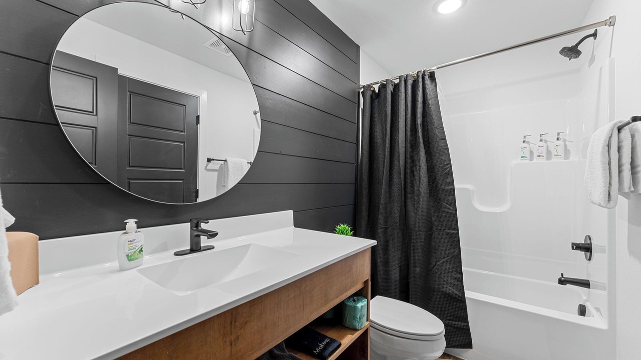 Photo of Bathroom in Hollister