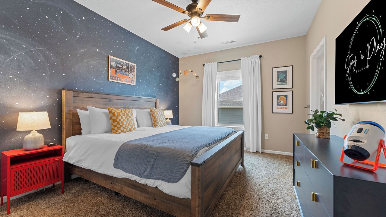 Photo of Bedroom in Branson West