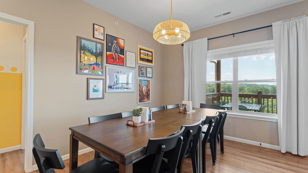 Photo of Livingroom in Branson West